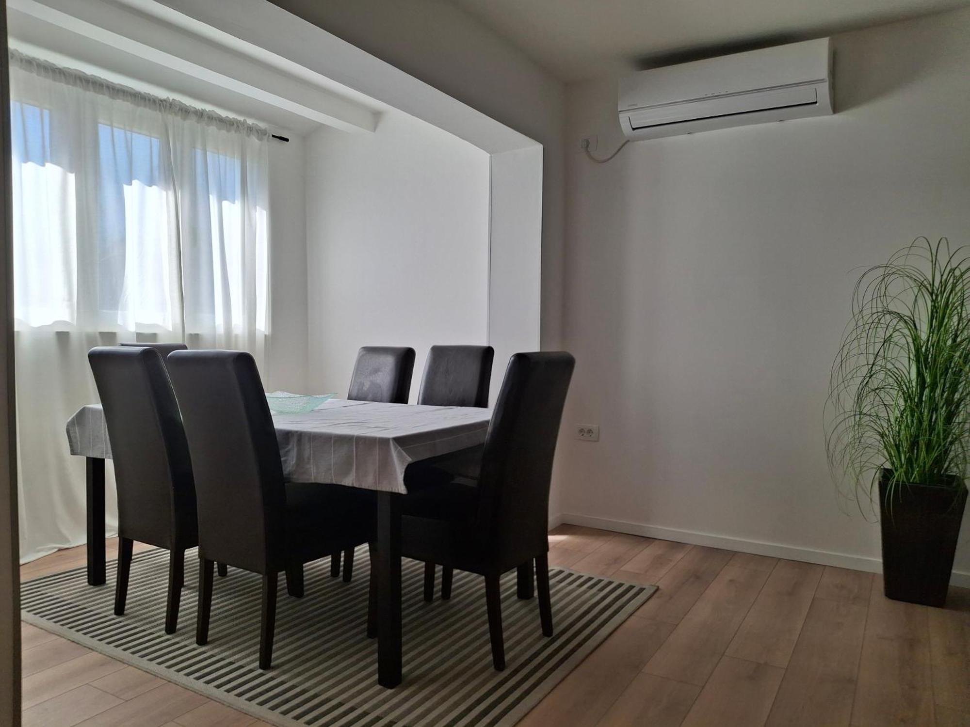 Apartmani Alma Pula Exterior photo